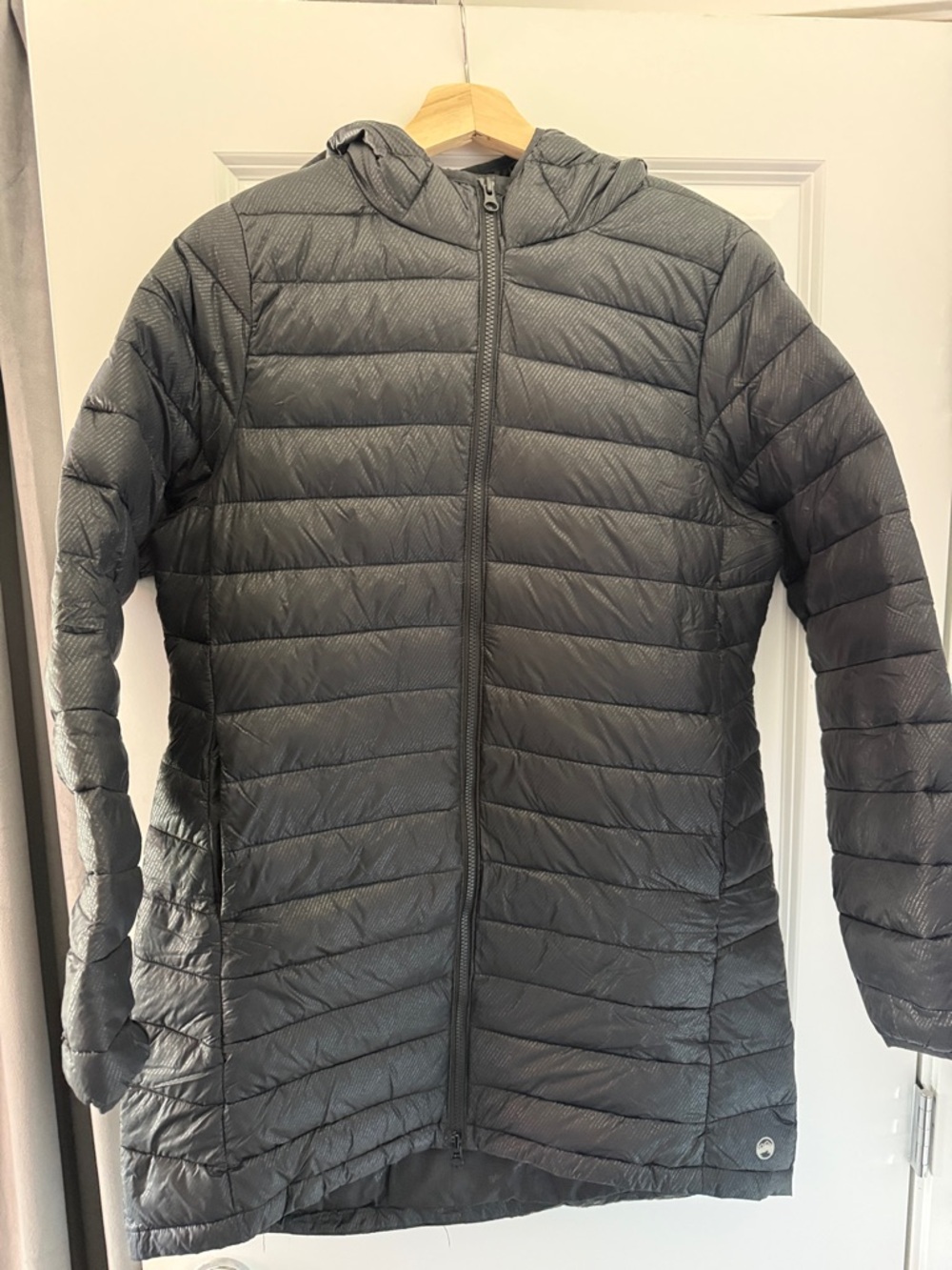 Wind River women's long puffy coat